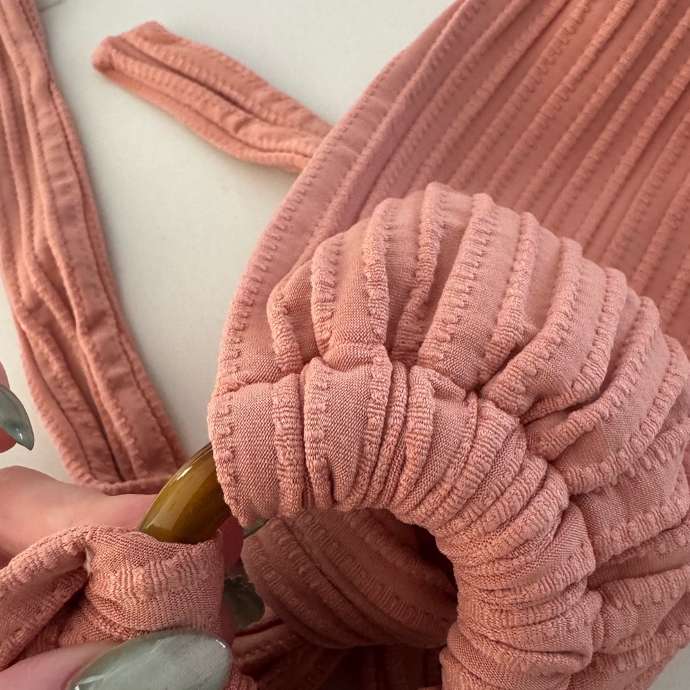 Pink Ribbed Bikini Set - Picture 2 of 3